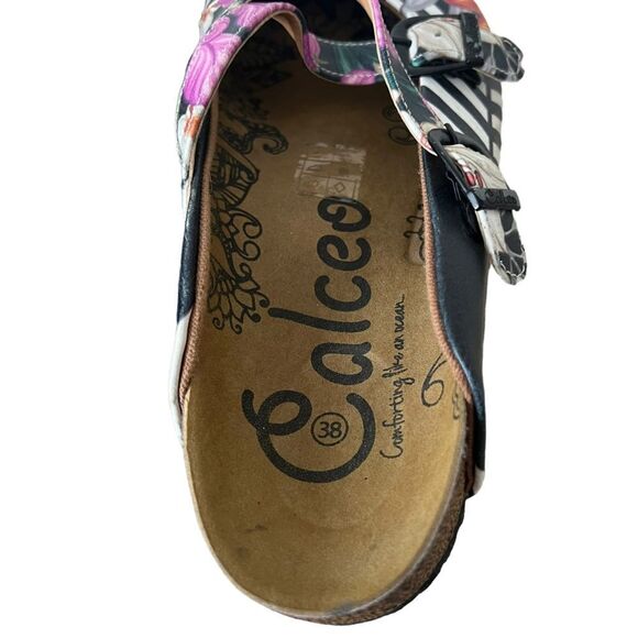Calcio size 38 EU / 7.5 US Black & Pink Floral Stripe Clogs EUC - Picture 10 of 16
